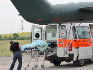 Хеликоптерът на Борисов превози пострадалия русенец