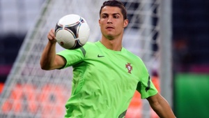 Португалия срещу Испания – бурен футболен спектакъл
