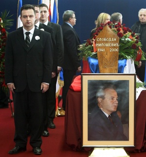 Социалистът Дачич получи мандат за правителство в Сърбия