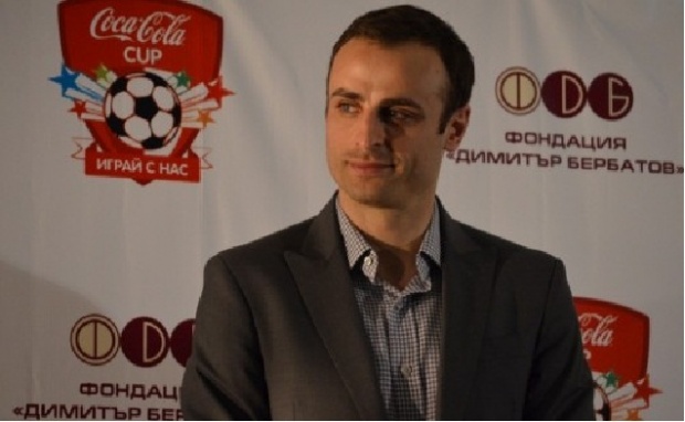Бербатов награди шампионите от "Купата на Coca-Cola"