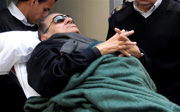 Хосни Мубарак изпадна в кома