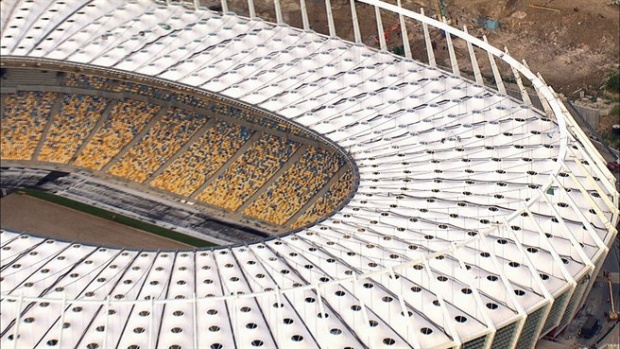 Стадионите на Евро 2012: „Олимпийски стадион”, Киев