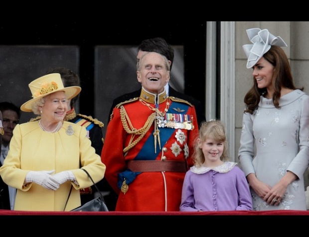 Кралица Елизабет II отпразнува 86-я си рожден ден