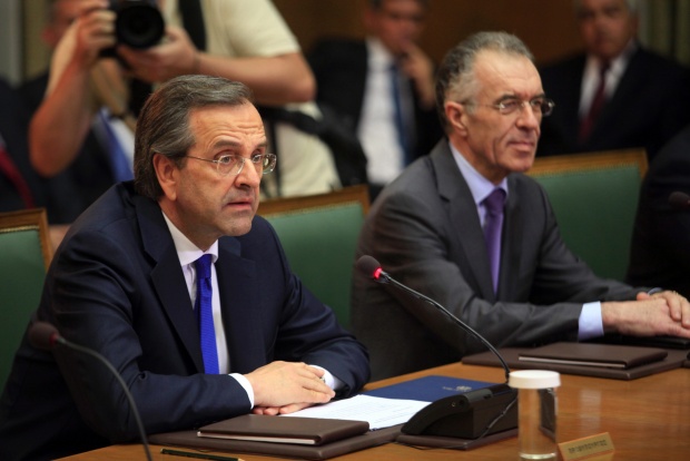 Премиерът на Гърция встъпи в длъжност и се подложи на операция