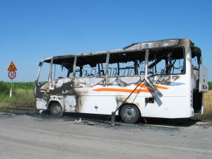 20 души пътували в изгорелия автобус край Силистра