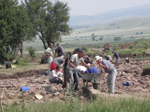 Археолозите отстъпват място на строителите на магистрала „Струма“