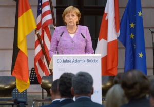 Меркел с най-висока популярност от 2009 г.