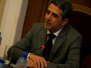 Плевнелиев слуша проблемите на варненци в първата си мобилна приемна