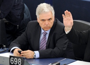 Румънски евродепутат ощетил бюджета на ЕП с 400 000 евро