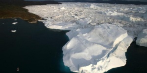 Айсберг два пъти колкото Манхатън се откъсна от Гренландия