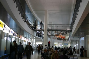 Засилени мерки за сигурност на всички летища, пристанища и гари след атентата