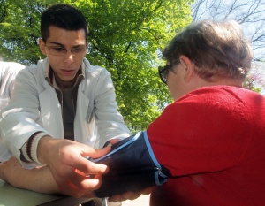 Над 500 лекари напускат България годишно