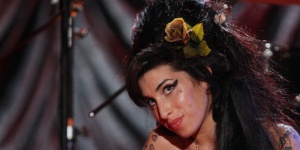 Една година от смъртта на Ейми Уайнхаус