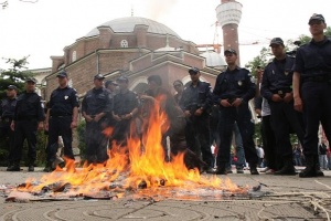 Комисар: Български партии използват предразсъдъци срещу мюсюлманите