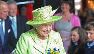 Плевнелиев поканил британската кралица в България