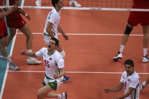 Страхотните волейболисти на България разгромиха Полша