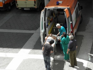 Маскирани пребиха кмета на павликенско село