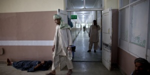 Трима италиански военни ранени в Афганистан
