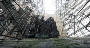 Разтурят паметника „13 века България" за 70 000 лв