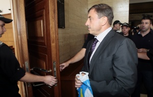 Пак оставиха Алексей Петров в ареста по делото „Октопод"