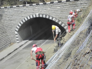 Ремонт затвори тунела на главния път край Благоевград