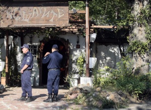 Самоделна бомба избухна пред ресторант „Кошарите" в София