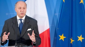 Режимът на Асад да бъде „разбит бързо", призова френски министър в Турция