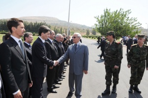 И вицепрезидентът Фарук Шараа дезертирал от режима на Асад