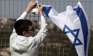 Израел има сигнал за готвен атентат срещу пътнически самолет