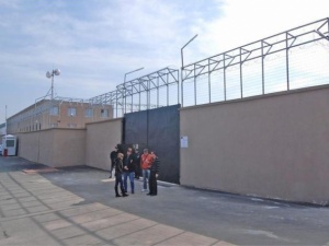 Бежанците в Любимец спряха гладната си стачка