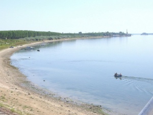 Нивото на река Дунав продължава да пада