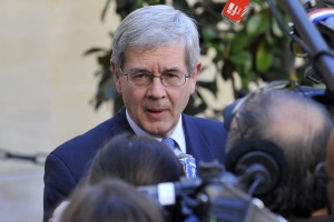 Френският премиер подкрепя промени в трудовите ограничения за българи