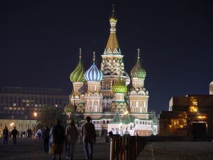 Европа се бори с жега, Москва – със студ