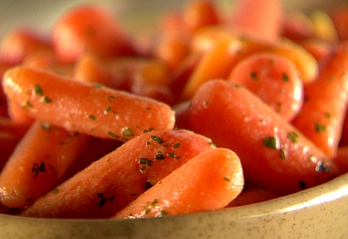 Най-здравословният морков – добре измит, но не и белен!