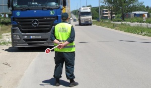 Спират камионите по пътищата на България в 16:00 часа