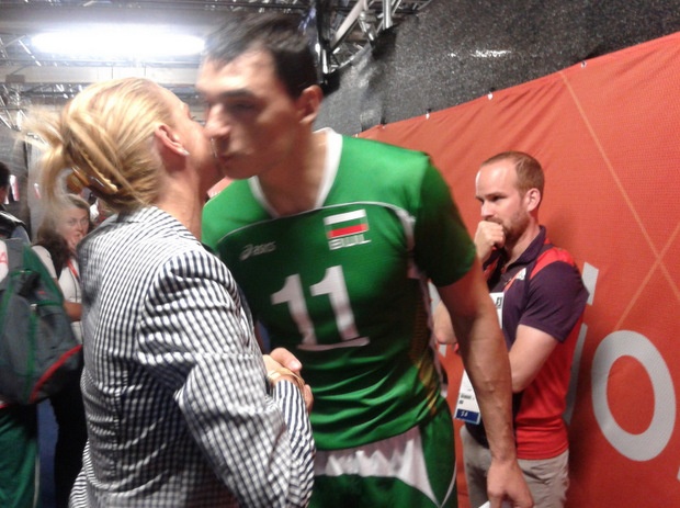 БОК окуражава националите по волейбол след загубата от Аржентина