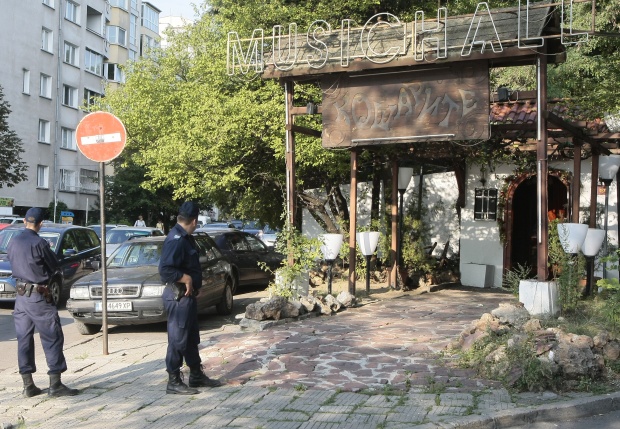 Взривът пред ресторанта в София е за сплашване, смята експерт по сигурността