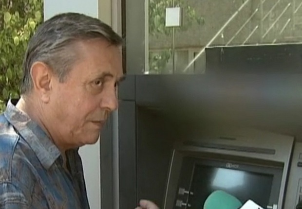 Българин с идея да спре източването на карти през банкомати