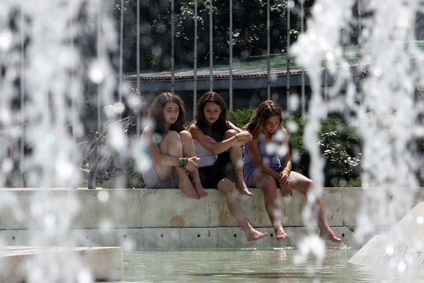 Отново 24 области „оранжеви” заради опасни жеги