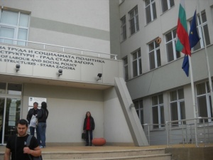 Фирми се борят за 9000 служители със заплати от държавата