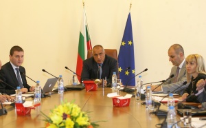 Държавата ще възстановява осигуровките на инвеститорите