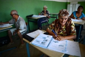 АФП: Лятно училище учи българските роми на четиво и писмо