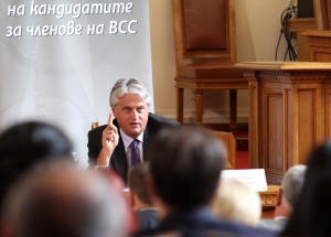 Кандидат-член отложи коментар за Мишо Бирата за „когато му дойде времето“