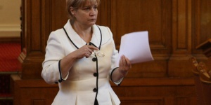 Менда Стоянова: По-високи пенсии от април