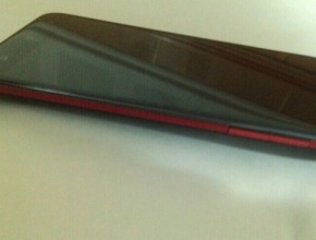 HTC DIx ще бори Galaxy Note II с 5" 1080р дисплей и четириядрен процесор