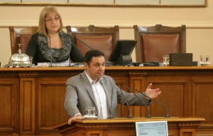 Яне Янев и Христо Бисеров начело на комисия за „корупционни сделки“