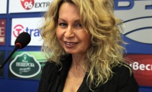 Беновска: ЕК да въведе мониторинг на медиите в България