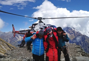 9 алпинисти загинаха под лавина в Непал
