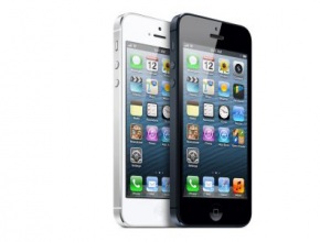 Apple започна да доставя и обещаните за октомври поръчки за iPhone 5
