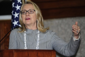 Хилари Клинтън призова света да се изправи срещу „екстремистите"